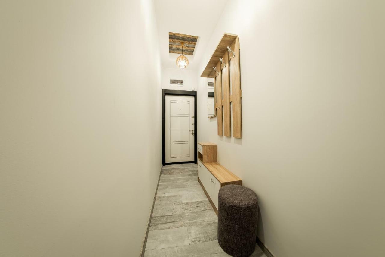 Sofia Downtown Life Apartment ภายนอก รูปภาพ