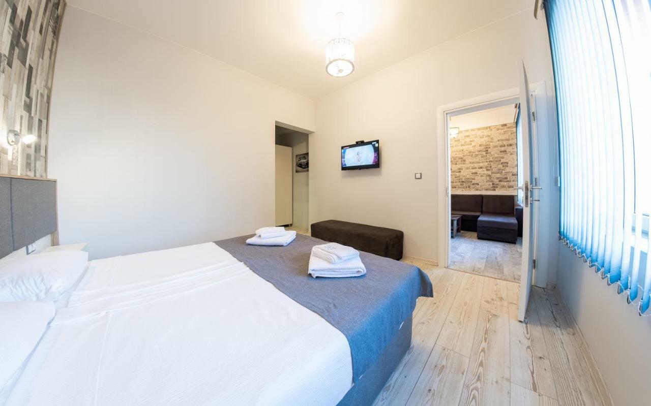 Sofia Downtown Life Apartment ภายนอก รูปภาพ